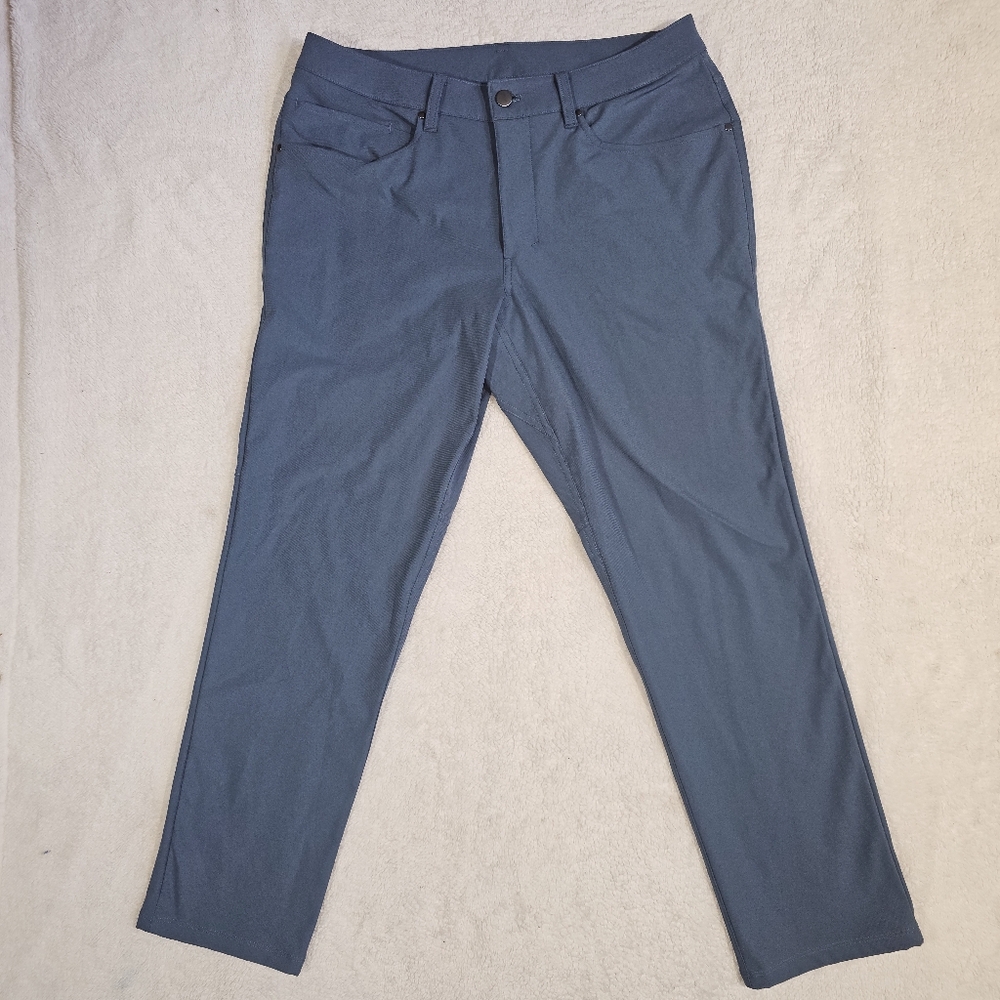 LuluLemon ABC Men’s Classic Fit Pants. Ankle Length. Size 32 Iron Blue